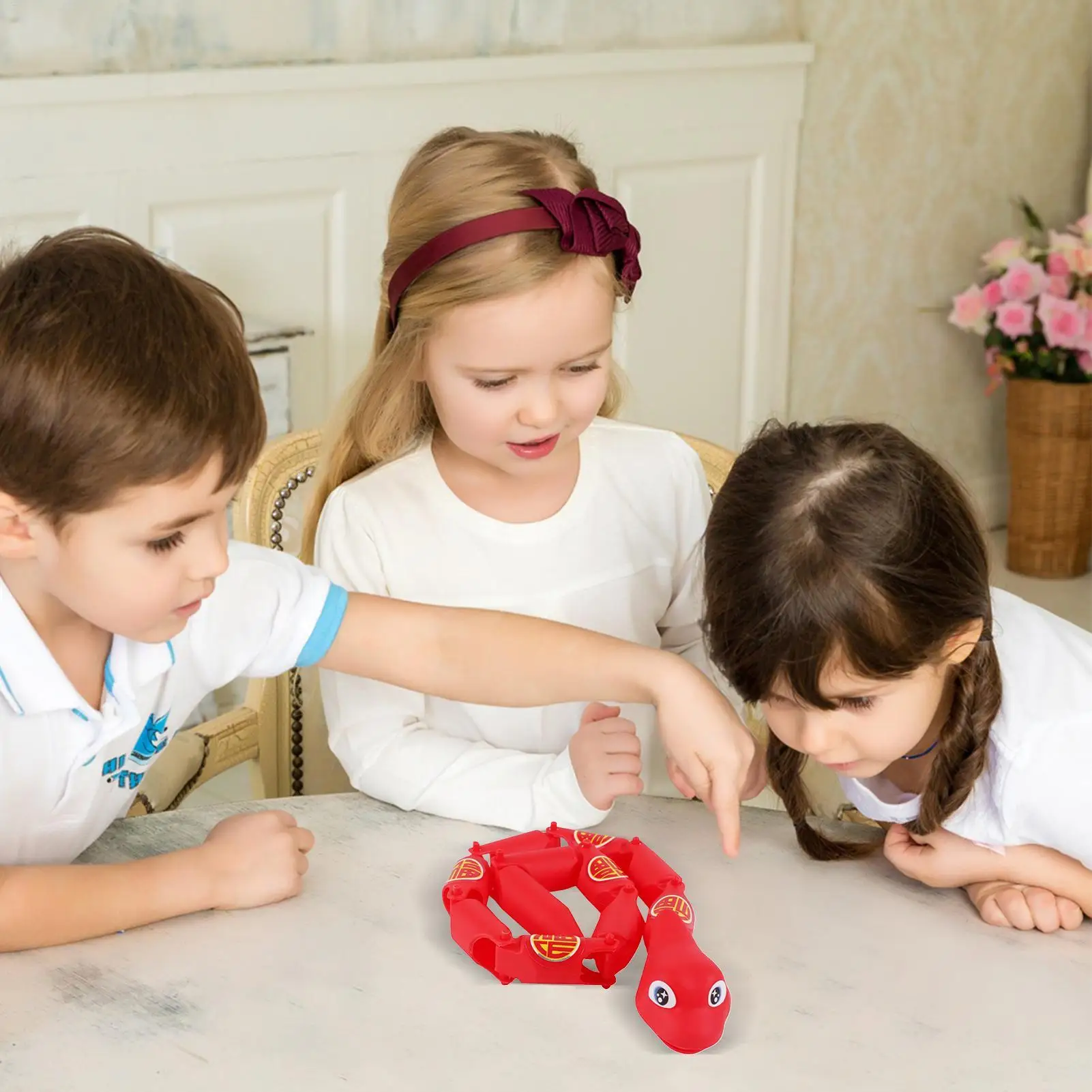 لعبة ثعبان متعددة المفاصل، ثعبان لطيف متعدد المفاصل للمزحة، شخصية قابلة للجمع، نكتة الطفولة الممتعة للبالغين والأطفال