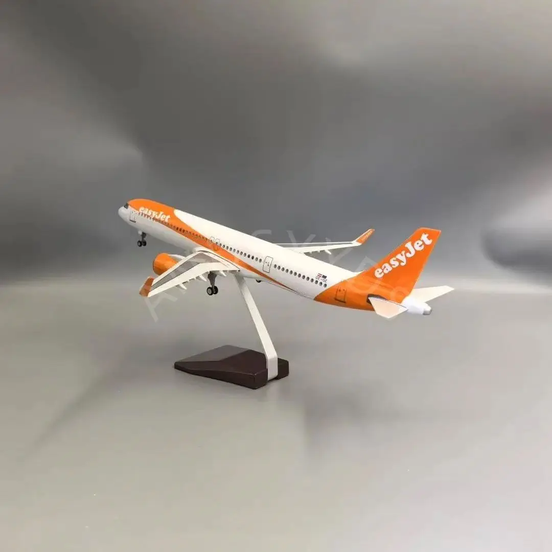 47 سنتيمتر تحصيل طائرة 321 EasyJet الخطوط الجوية A321 نموذج طائرة الراتنج طائرة مع الهبوط الجدول زينة طائرة