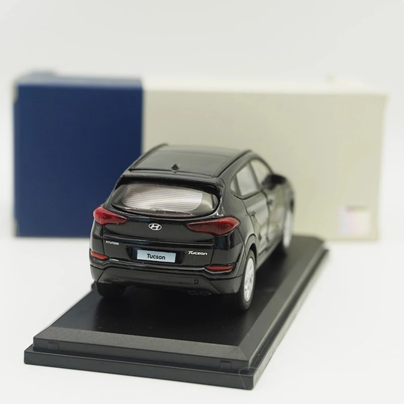 Model samochodu Tucson ze stopu, skala 1:38, rok 2019, z napędem pull-back, dla dorosłych i chłopców, klasyczny model kolekcjonerski, dekoracja, prezent dla chłopca, do ekspozycji.