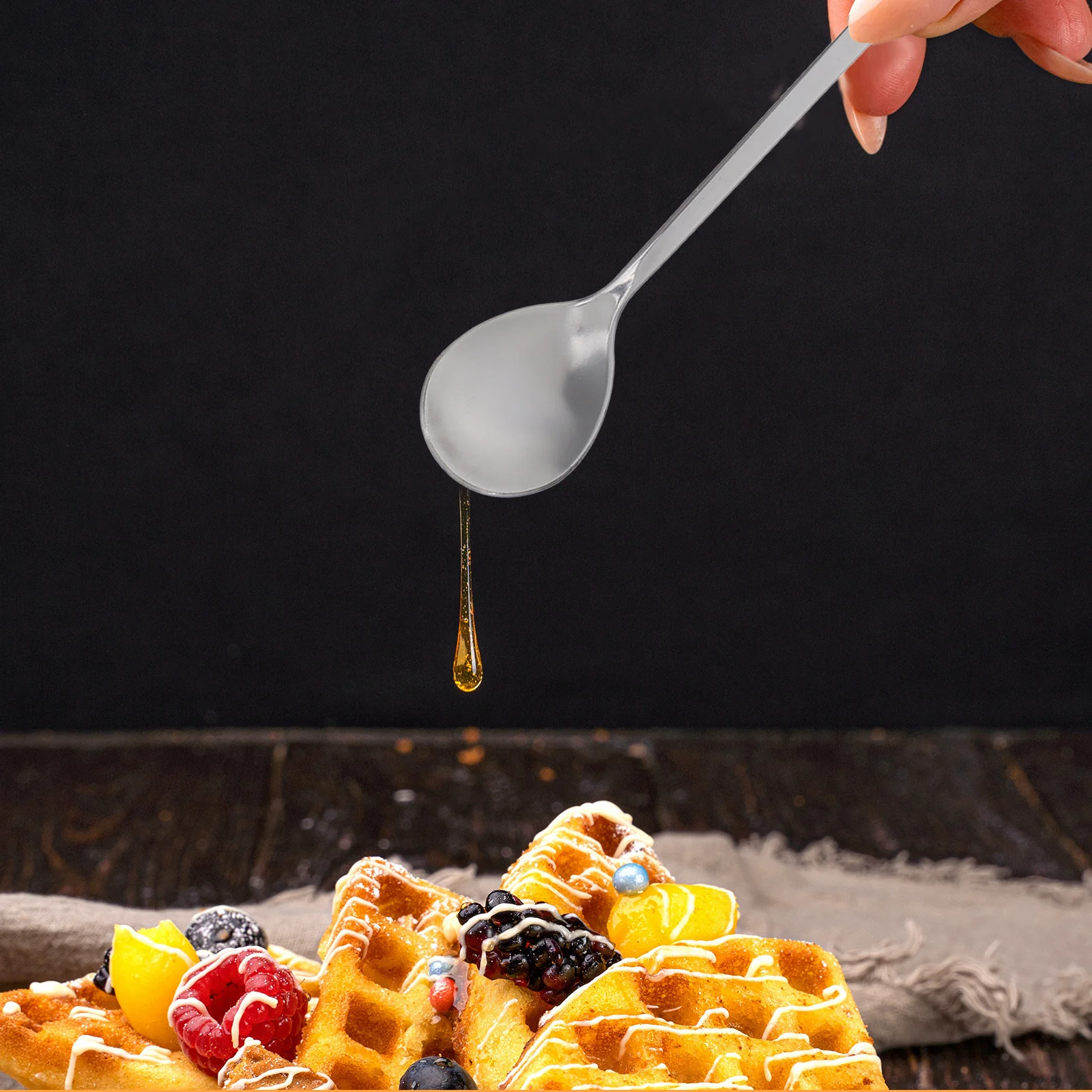 

6pcs Stainless Steel Coffee Dessert Spoons Set Festive Xmas Charms Handle For Holiday Parties Appetizers Dishwasher