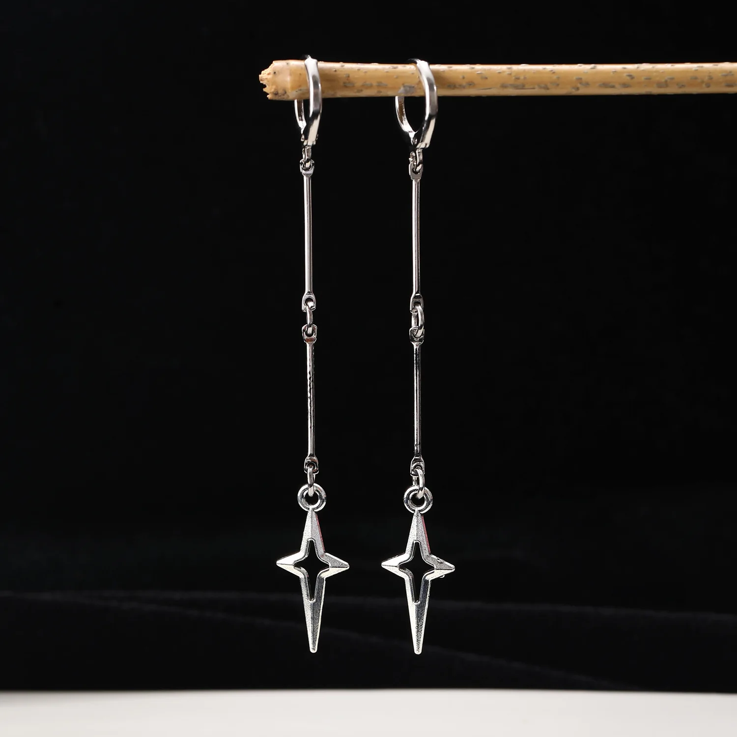 Punk Fashion Long Star Drop Earrings For Women Jewelry 2024 Trending New Hip Hop Rock Street Gothic Rivet Women's Earrings Gifts