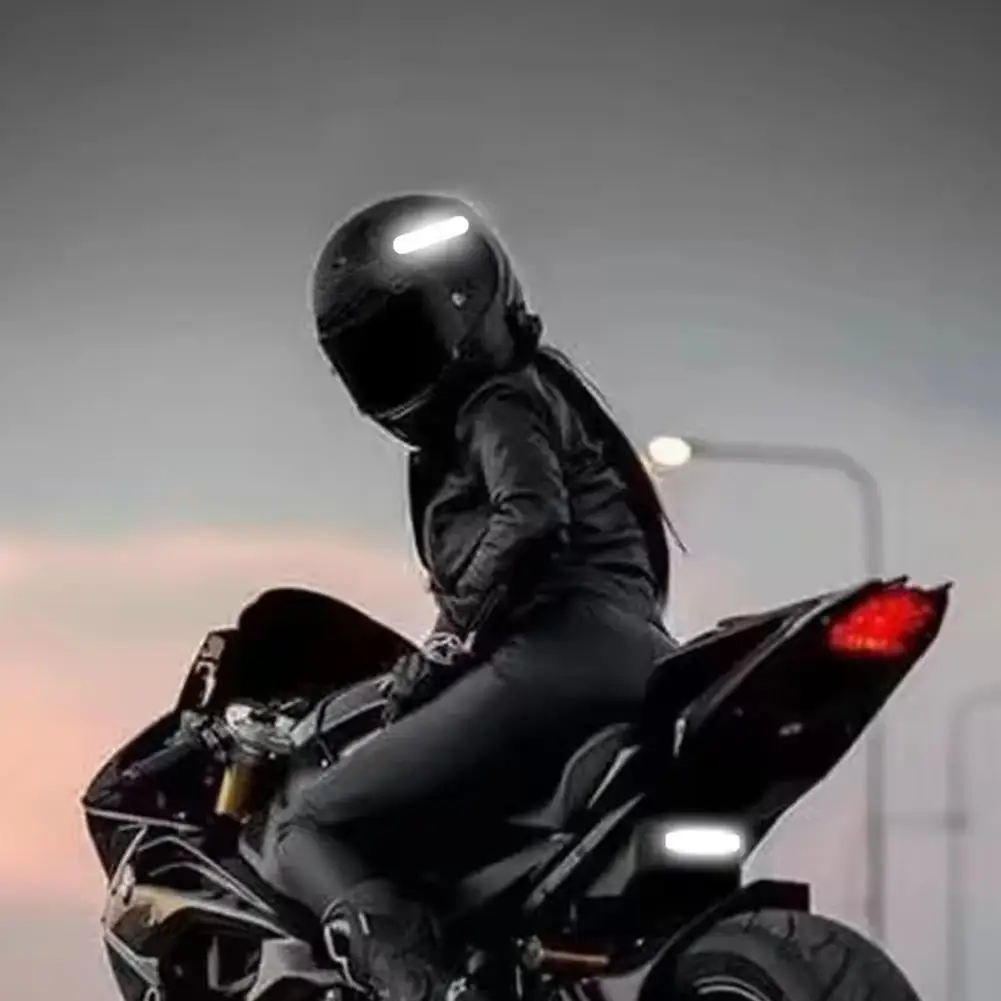 

Reflective Stickers for Helmets Invisible Helmets Stickers Self-adhesive Reflective Tape for Helmets Bike Motorcycle Scoote R6G3