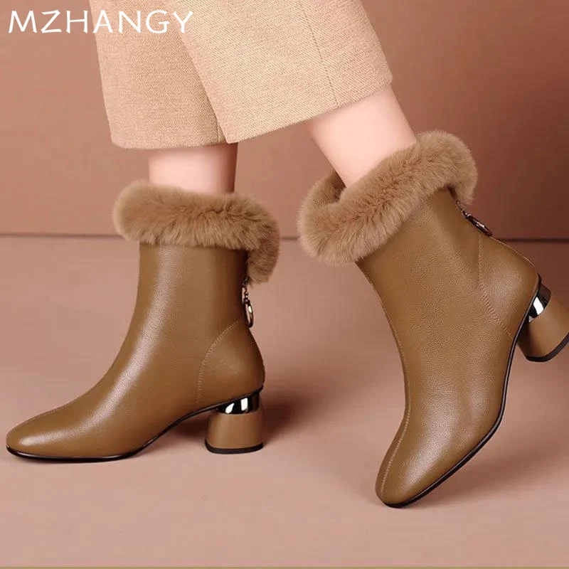 Fur Pointed Toe Women Ankle Shoes Designer Mid Heels Shoes Leather Chunky Chelsea Boots Winter 2024 Trend Goth Botas De Mujer