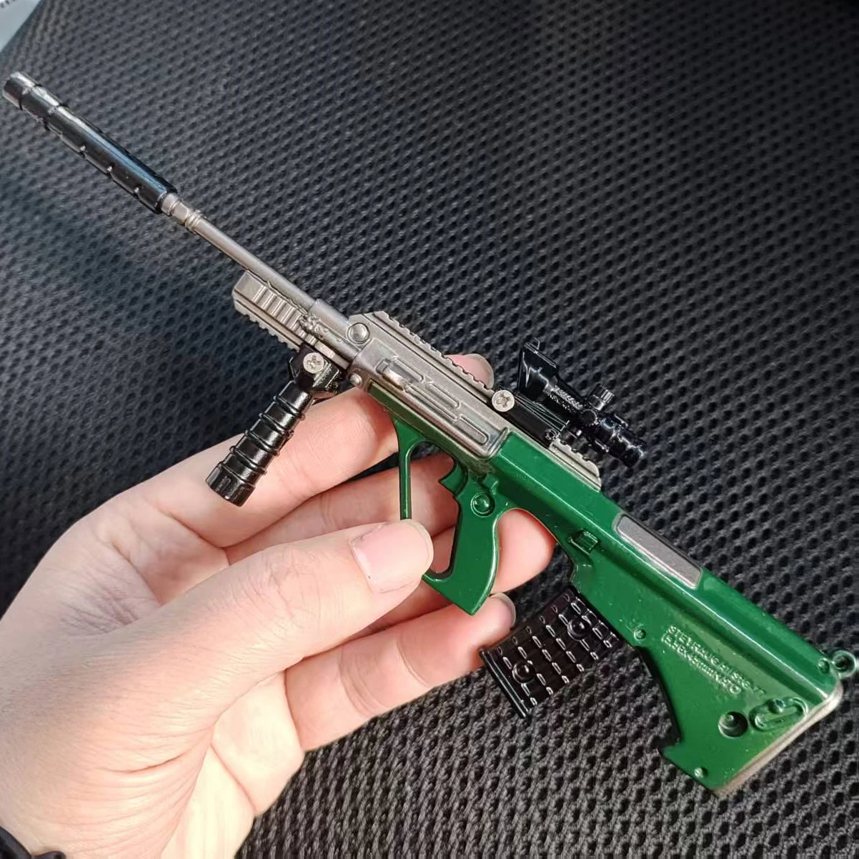 Modelo de rifle liga mini 20cm awm m416 pistola modelo pubg jedi brinquedo arma brinquedo fidget ornamento de mesa para meninos adultos presente de natal