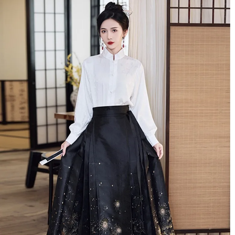 New Chinese Style Heavy Work Gold Weave Autumn Winter Patterned Daily Versatile Nylon Skirt Elegant Feminine Fashionable
