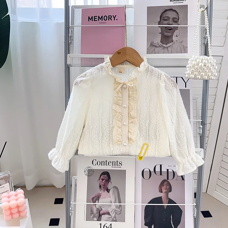 Blouses Girl Shirt Spring Autumn Pearl Underlay Lace Shirt Korean Children Clothing Tops Simple 2024 Button Simple Fashion