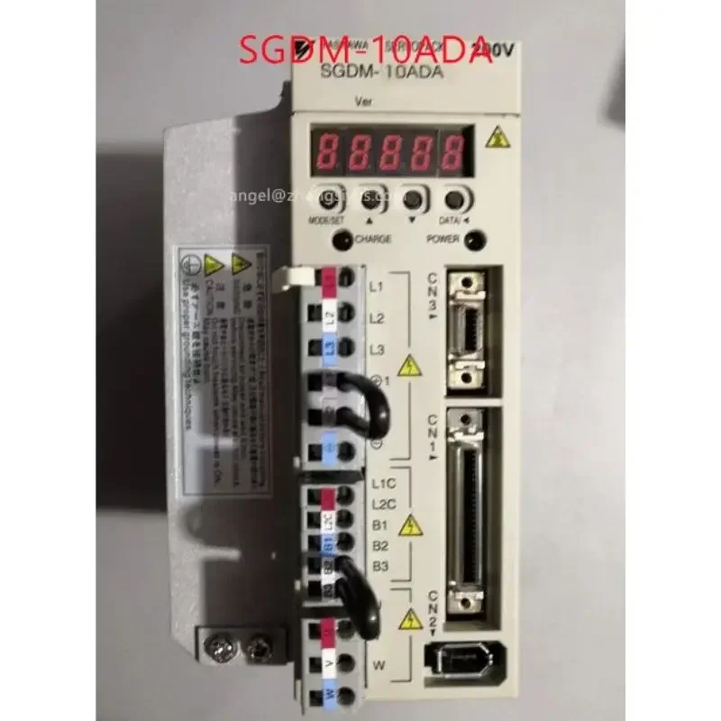 brand New Yaskawa Servo Drive SGDM-10ADA For CNC System Machinery and USB CABLE