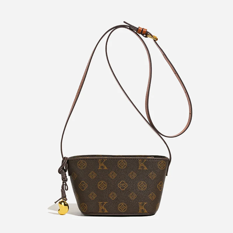 

Unique High-End Leather Crossbody Handbag With Vintage Fashionable Design Letter Logo For Paris Fashion Show