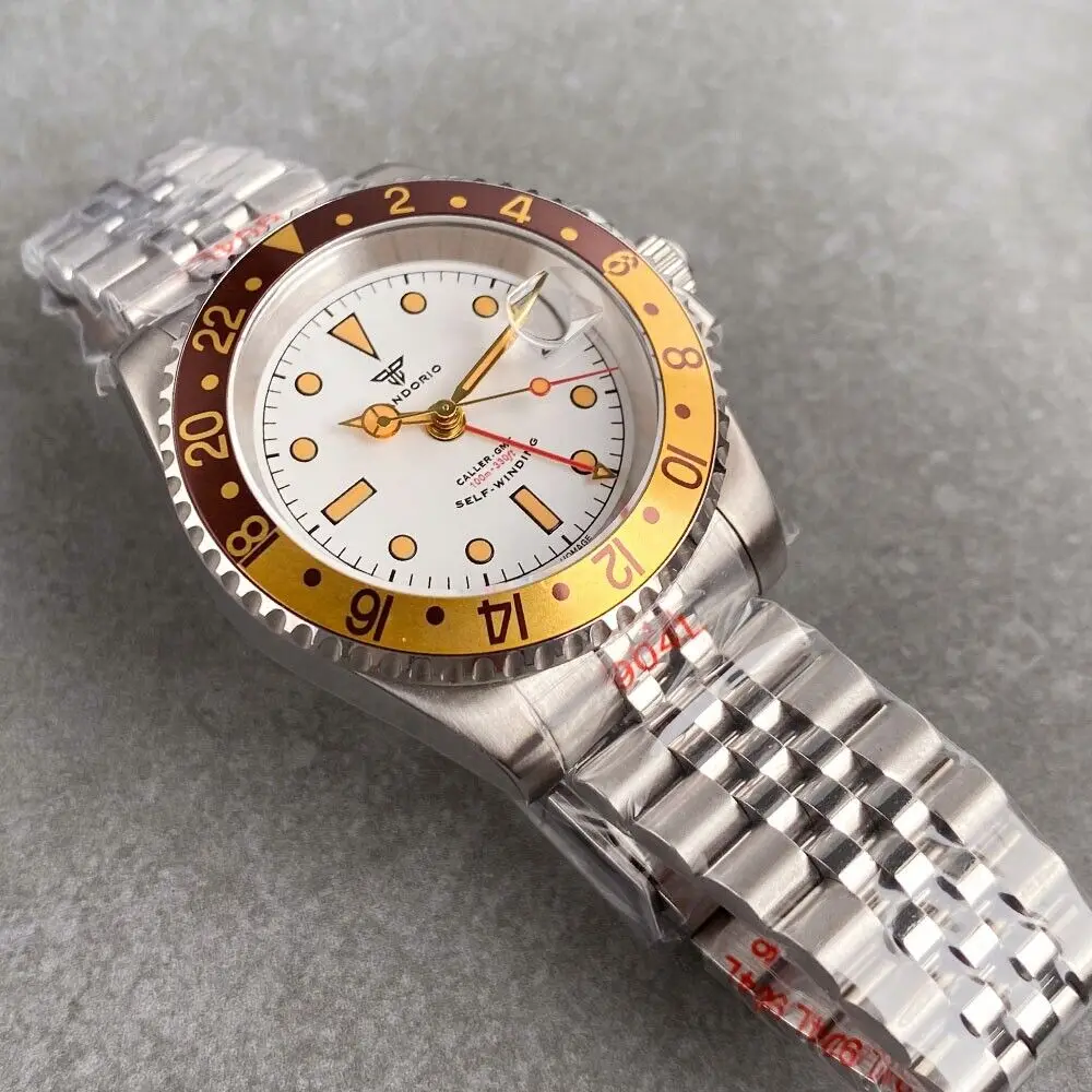 ساعة Tandorio NH34 40 ملم أوتوماتيكية للرجال بتوقيت جرينتش مينا بيضاء وتاريخ كريستال الياقوت