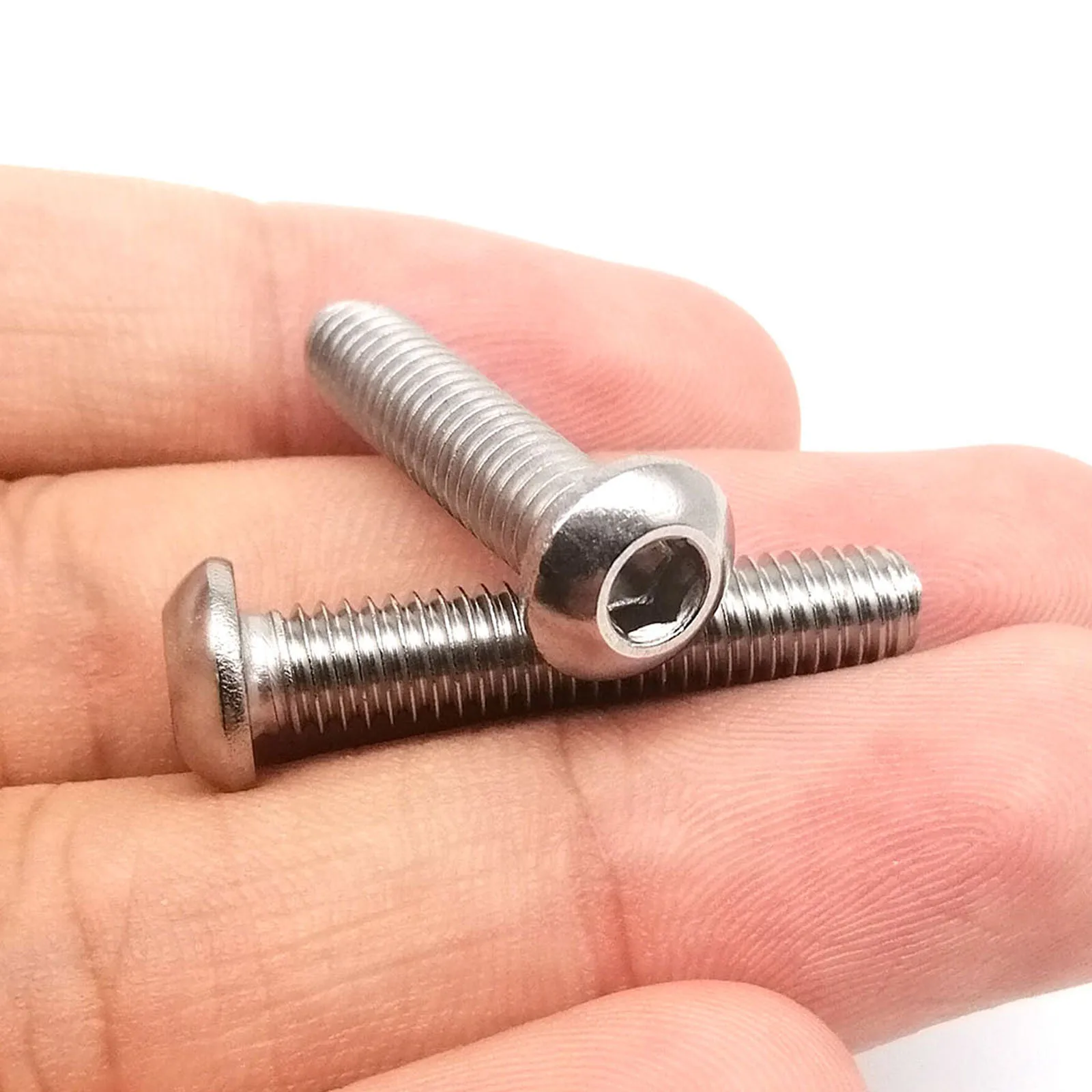HZYUEGOU M1.6 M2 M2.5 M3 M4 M5 M6 M8 A2-70 304 Edelstahl ISO7380 Innensechskantschraube mit Knopfkopf – Detail 3