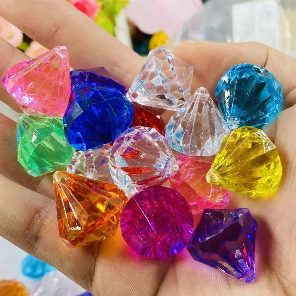 Shiny 80-Piece Plastic Crystal Gems Treasure Chest for Pirate Party, Wedding Table Scatter, Christmas Stocking Filler &