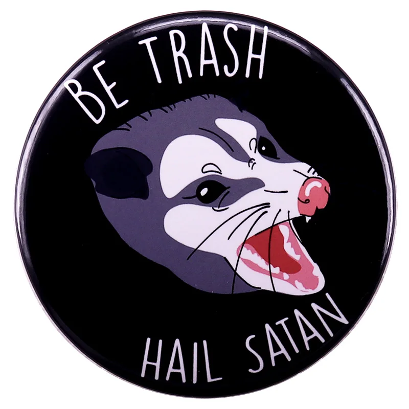 سلة المهملات حائل دبوس زر ساتان ، شارة أوبوسوم ، ميم الحيوان ، صفيح بينباك