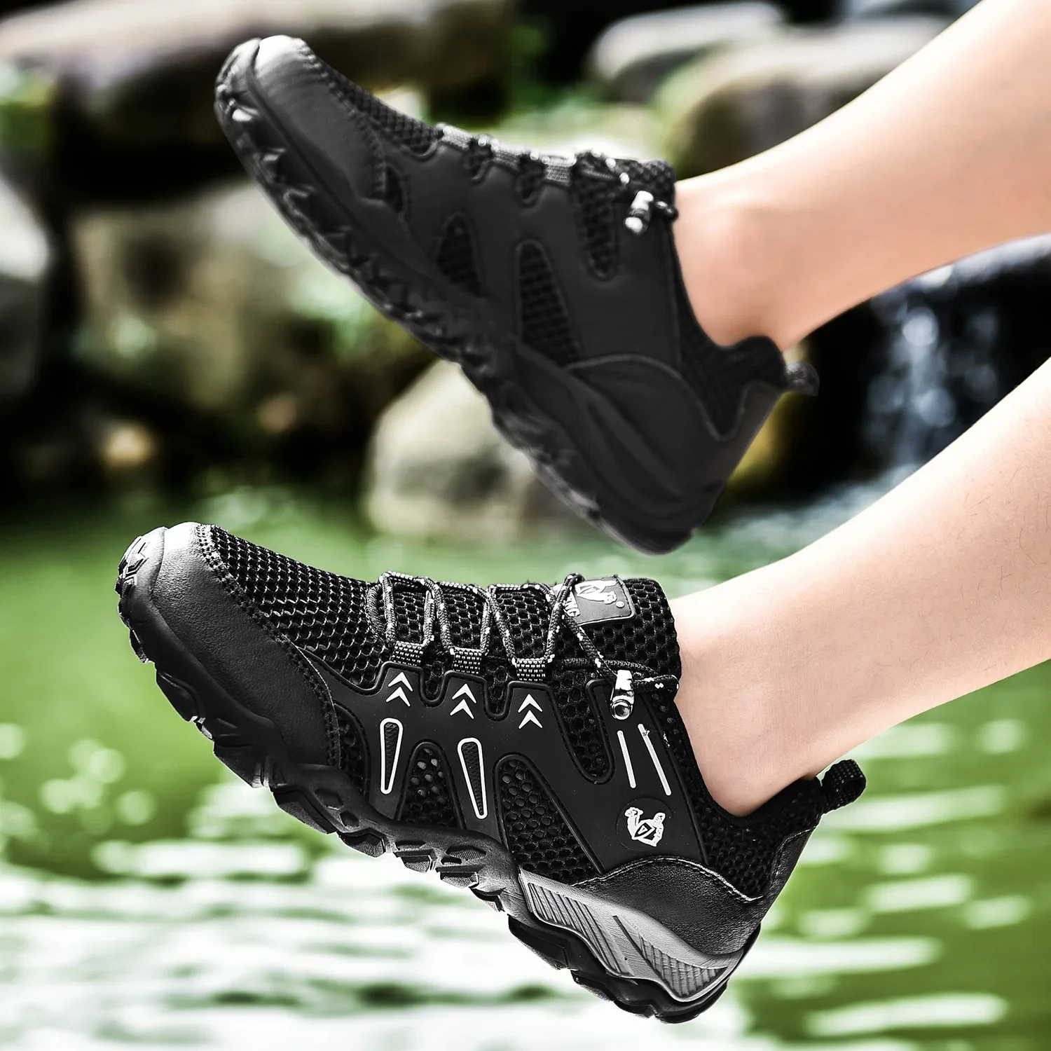 Hete Verkoop Superlichte Casual Schoenen Heren Zomer Ademende Sportschoenen Jogging Zachte Comfortabele Mesh Sneakers Zwart Schoeisel Heren