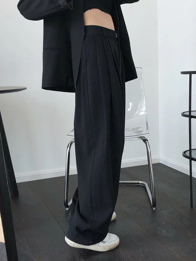 [EAM] High Waist Black Pleated Casual Wide Leg Pants New Loose Fit Trousers Women Fashion Tide Spring Autumn 2024 1DF4432