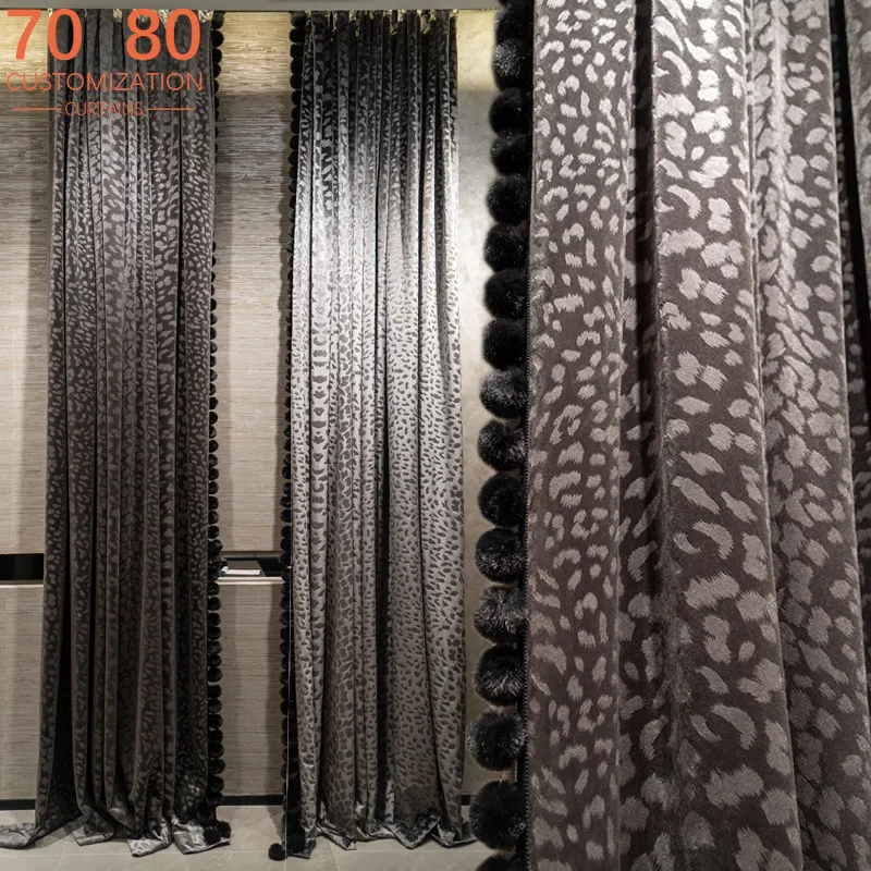 Hochwertige dunkelgraue Leoparden-Samt-Jacquard-Vorhänge für Wohnzimmer, Schlafzimmer und französische Fenster, maßgefertigte Fertigprodukte.