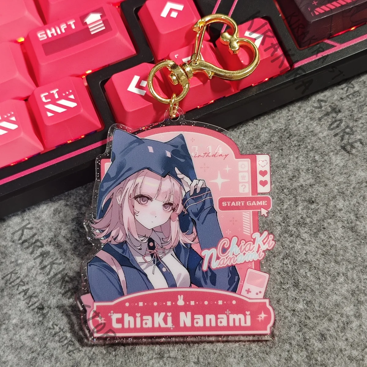 

Danganronpa Nanami ChiaKi Badge Brooch Acrylic Pendant Cosplay Originality Emblem Tinplate Breastpin Ornaments Adorable Set