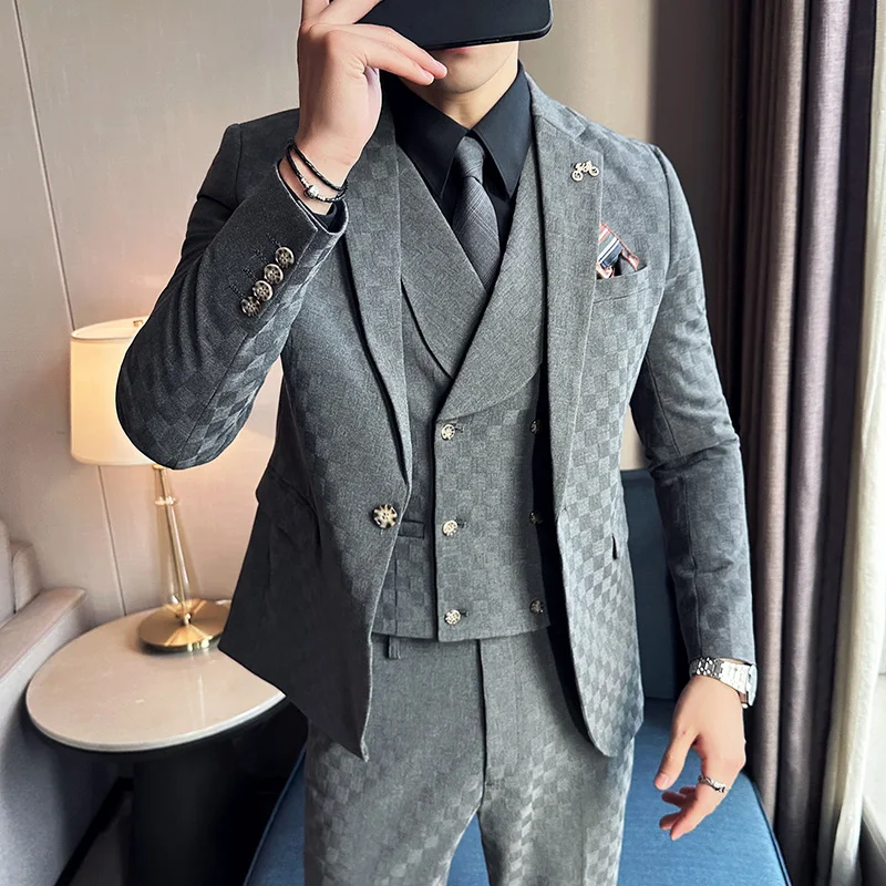 

2025 Trendy Plaid Wedding Groom Tuxedos Suits Men 3 Pieces Suit Male (Jacket+Vest+Pants) Party Prom Business Formal Casual Suits