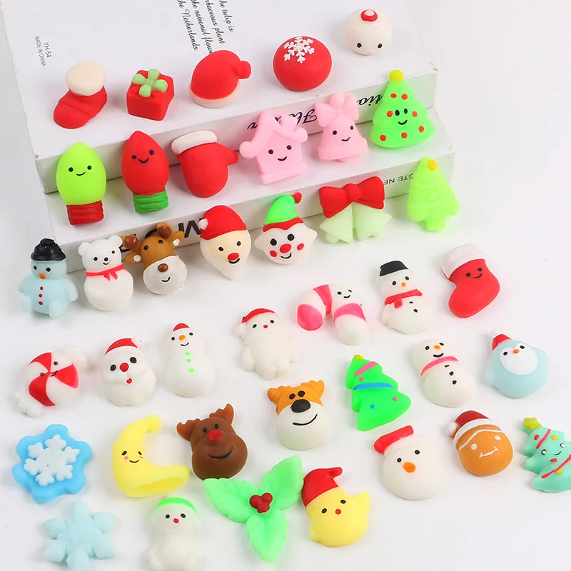 10Pcs Cartoon Santa Claus Snowman Reindeer Stress Relief Fidget Toys for Kids Birthday Party Favors Christmas Pinata Fillers