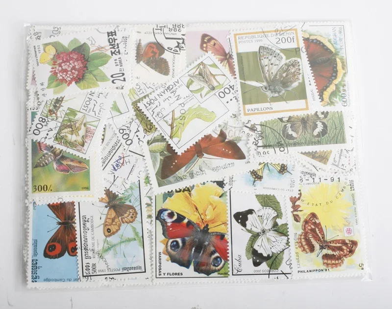New 50Pcs/Lot Butterfly All Different From Many Countries NO Repeat  Postage Stamps for Collecting
