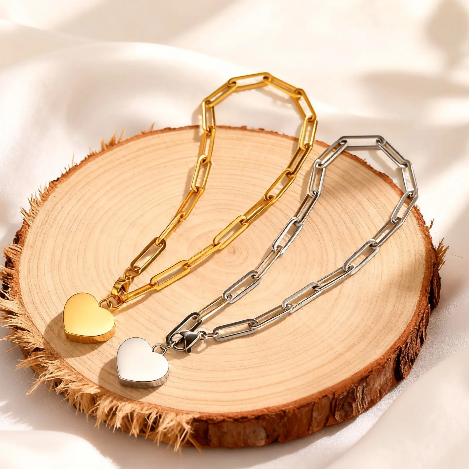Stainless Steel Heart Shaped Urn Bracelet for Ashes,Cremation Keepsake Ashes Holder,Rectangular Chain Gold Color Bracelets