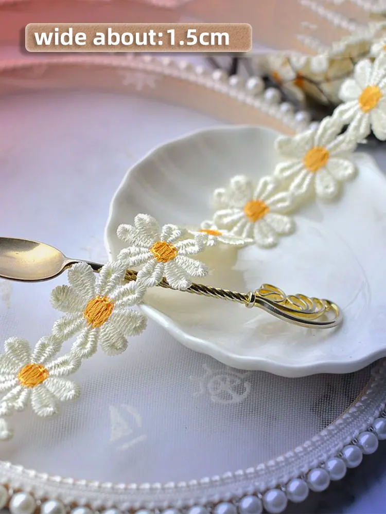 1.5cm Wide Gold Daisy Embroidery Lace Trim for Sewing Bows Wedding Dress Women Collar Fringe Patches Ribbon Accessories Supplies