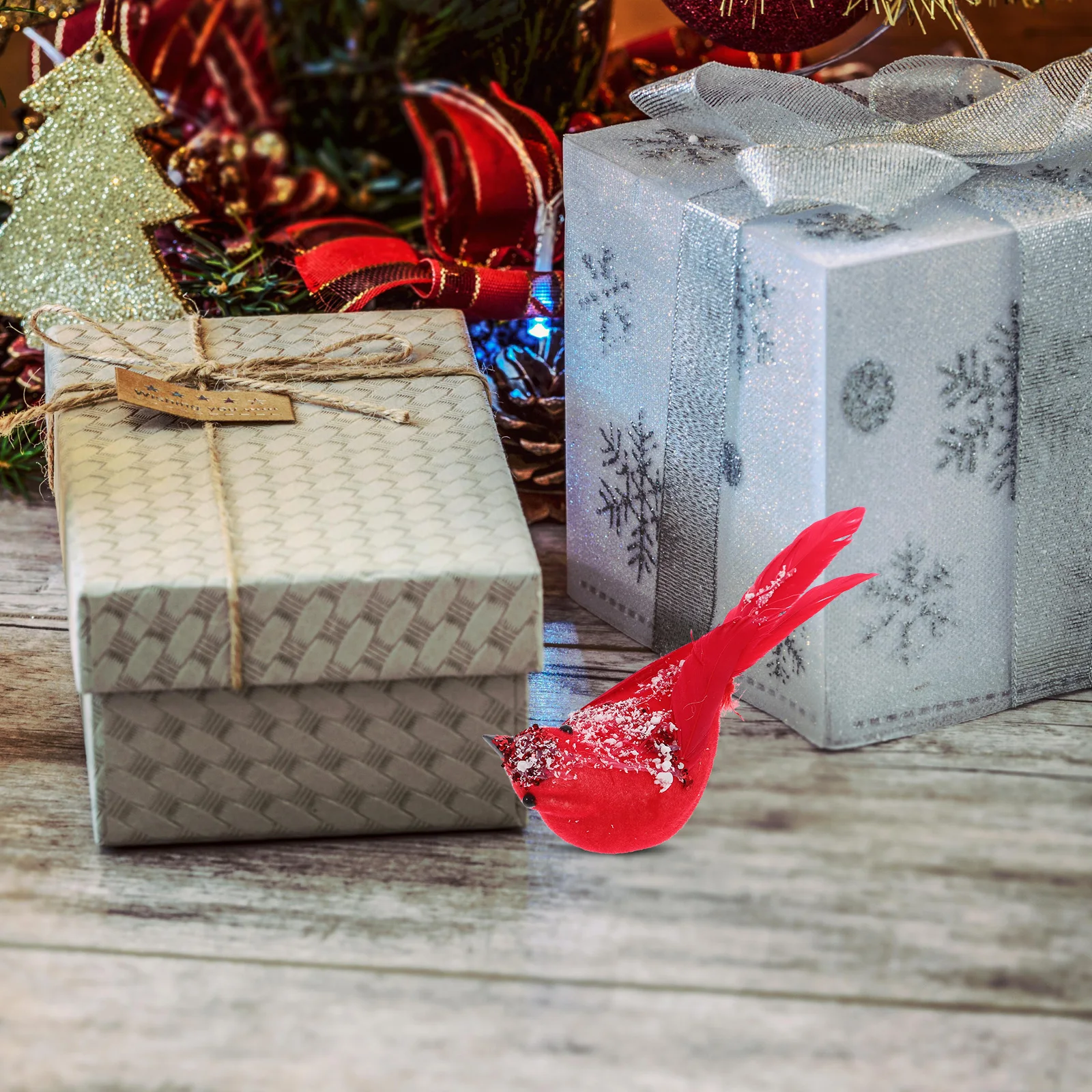 

12pcs Artificial Red Birds Realistic Plume Decorative Bird Ornaments Christmas Tree Wreath Home Decor Simulated Tropical Bird