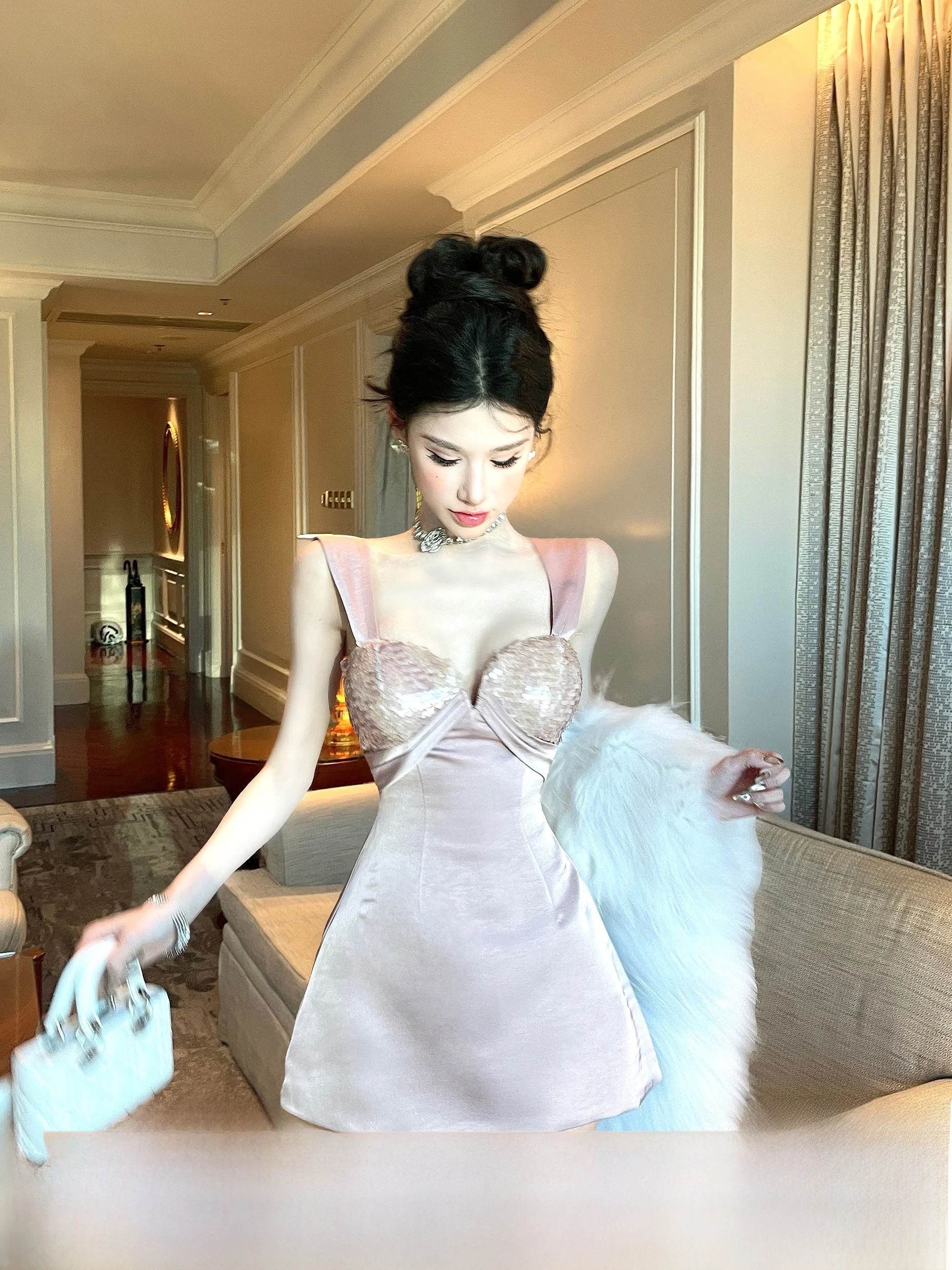 

Dustdip Club 2025 Зимняя новинка: Женское платье А-силуэта для дня рождения, сексуальное шикарное платье без бретелек с невидимой молнией, облегающая юбка-футляр