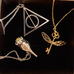 Harriess-Magic Deathly Hallows Meninos e Meninas Colar Chave, Corrente de Colarinho, Potters Pendurados, Design de Luxo com Pescoço Alado, Presentes, Quente