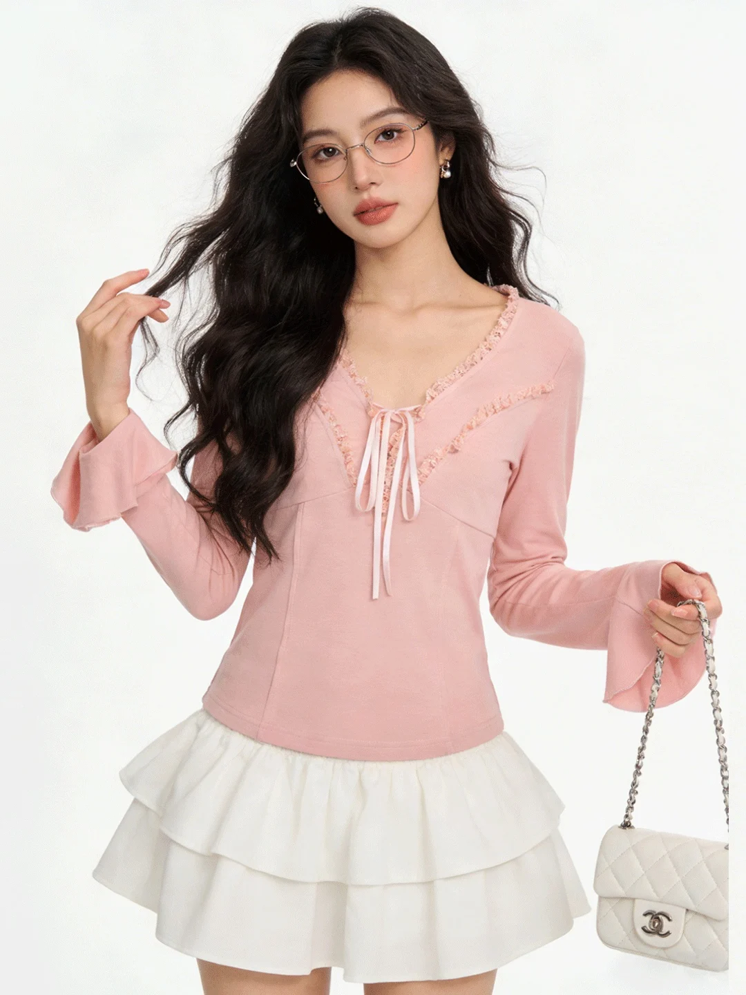 

Sweet Pink Lace Trim V-Ne Knitwear ort Flared Sve Bow Tie Base irt Korean Sle Spring Faion Breathable Ladies T-s...