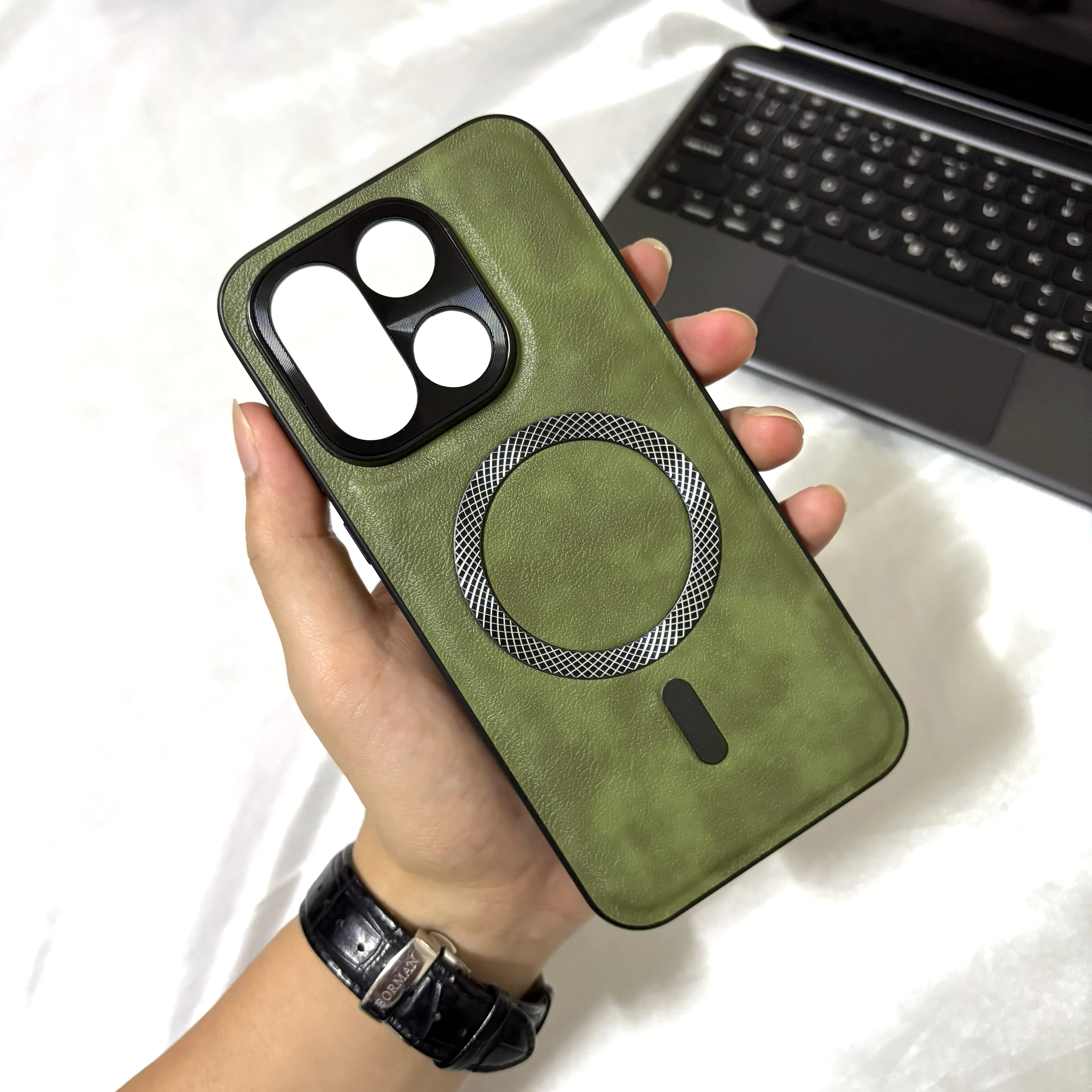 

Чехол для OnePlus 15, магнитный чехол с беспроводной зарядкой, роскошная кожаная текстура, защита камеры, противоударный бампер, задняя крышка