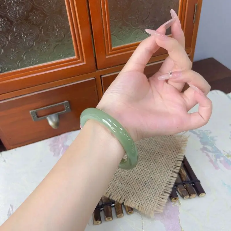 Hotan Jade Light Green Bracelet, New Style, Fashionable And Versatile