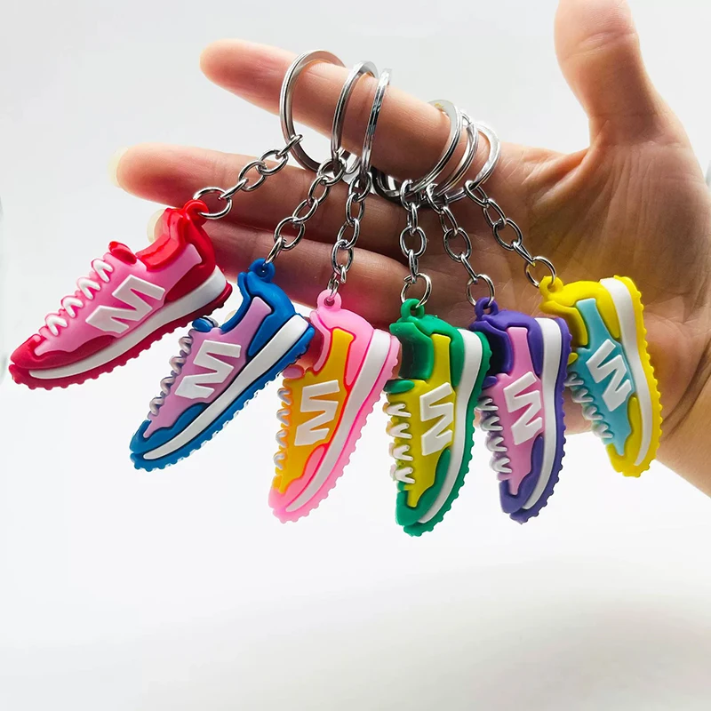 6Pcs/Set PVC Mini Sneaker Cool Vibrant Silicone Shoe Charms Keychain Pendant For Men Sports Enthusiasts Bag Charm Car Keychain