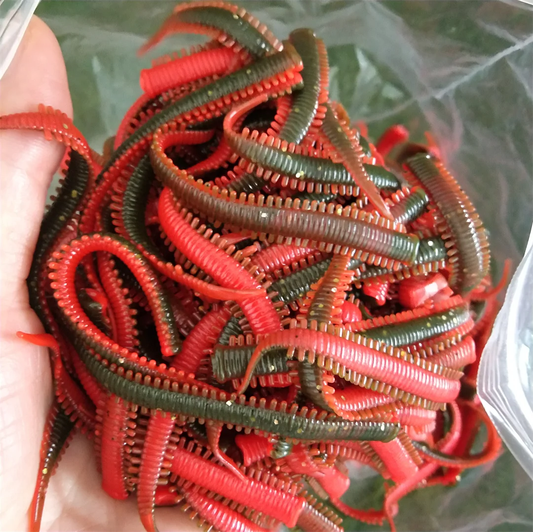 Isca Artificial Swolfy 50un. TPR 75mm 0.8g para Pesca em Água Salgada, Cor Vermelha, Simulação de Minhoca, Isca Macia para Pesca Marinha, Isca de Inseto