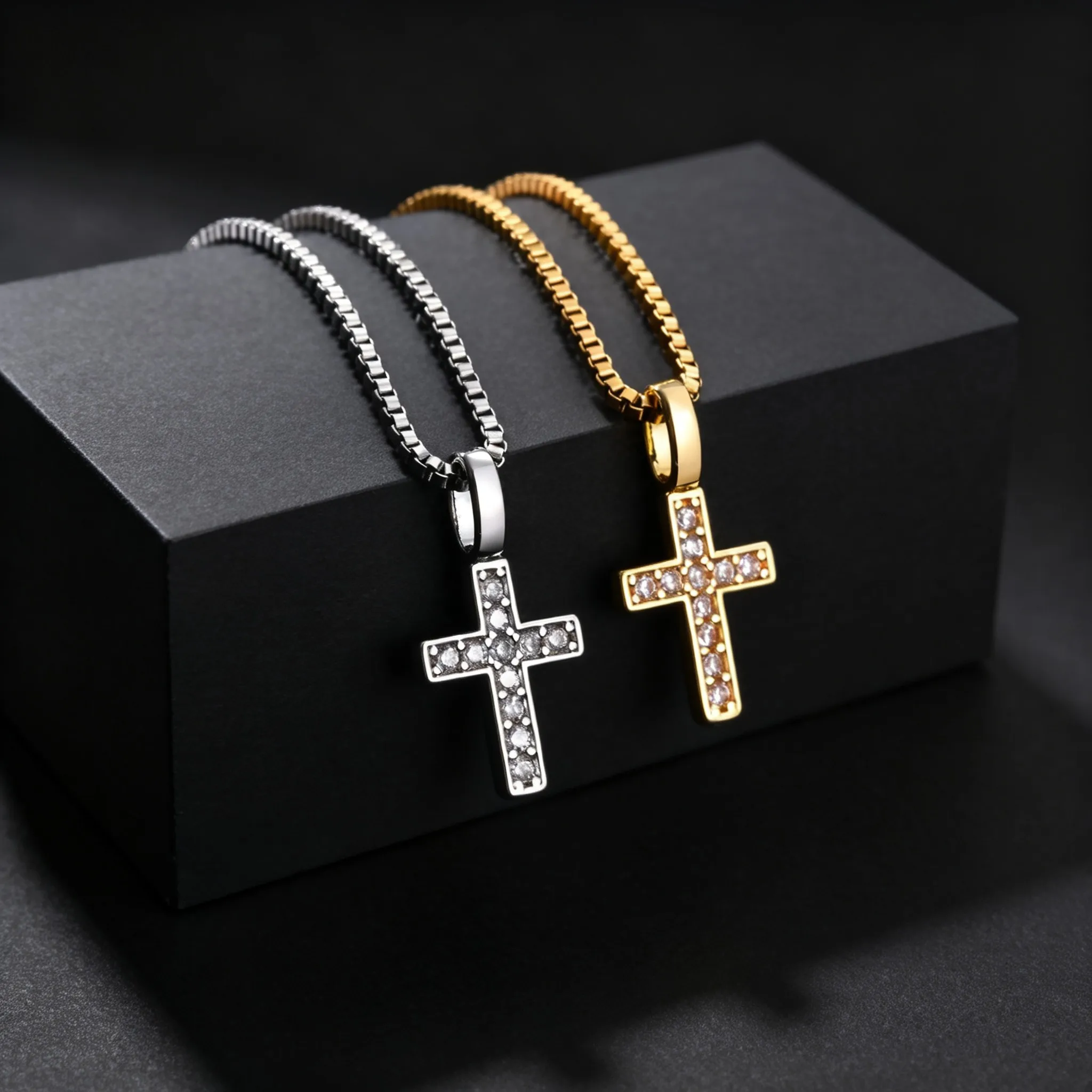 Punk Klassische Zirkon-Kreuz-Anhänger-Halskette für Männer, Edelstahl Quadratische Kette, Hip-Hop Mode-Schmuck Geschenke