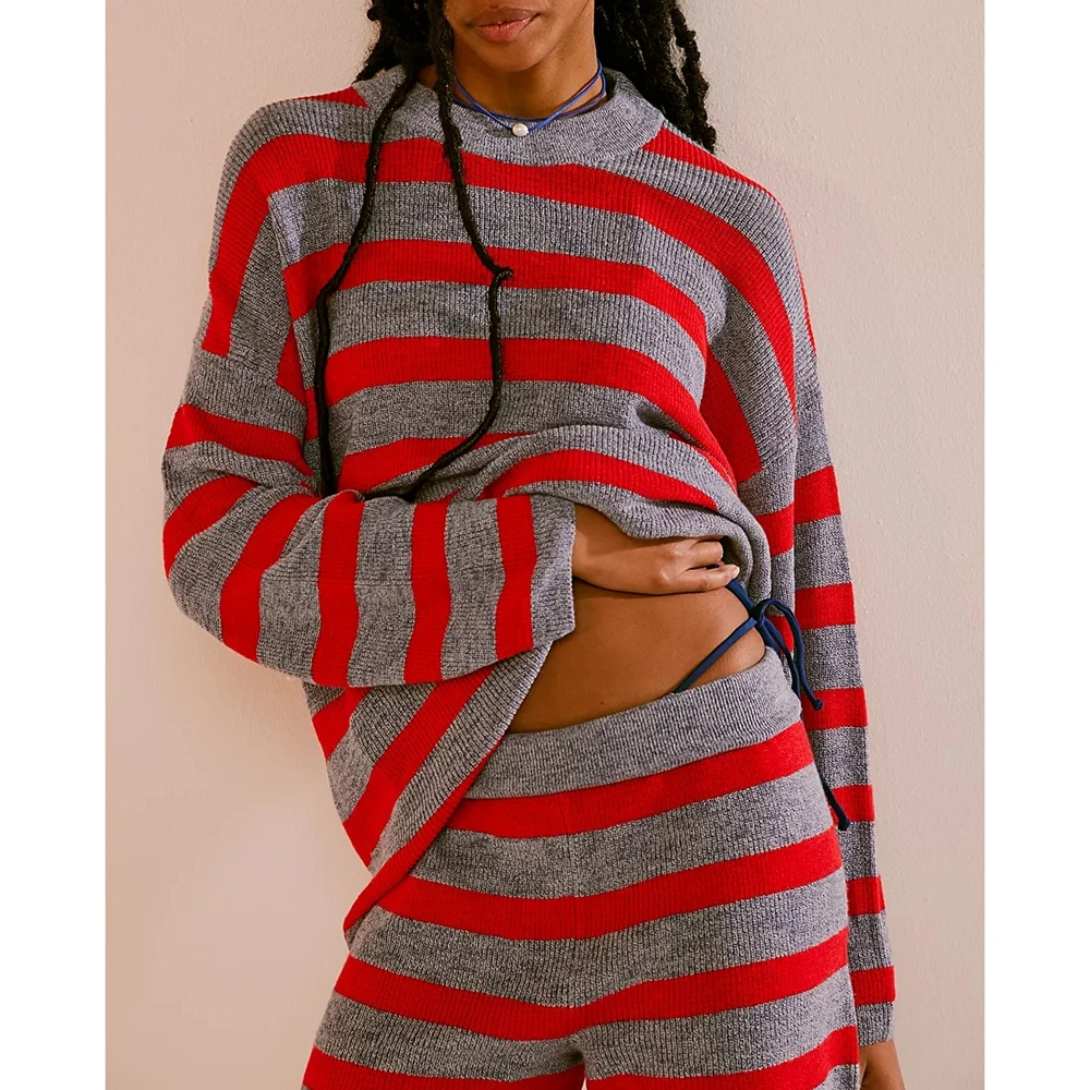 Women\'s 2Pieces Casual Y2K Kintted Set Striped Print Round Neck Long Sleeve Loose Pullovers + Elastic Waistband Shorts Outfits