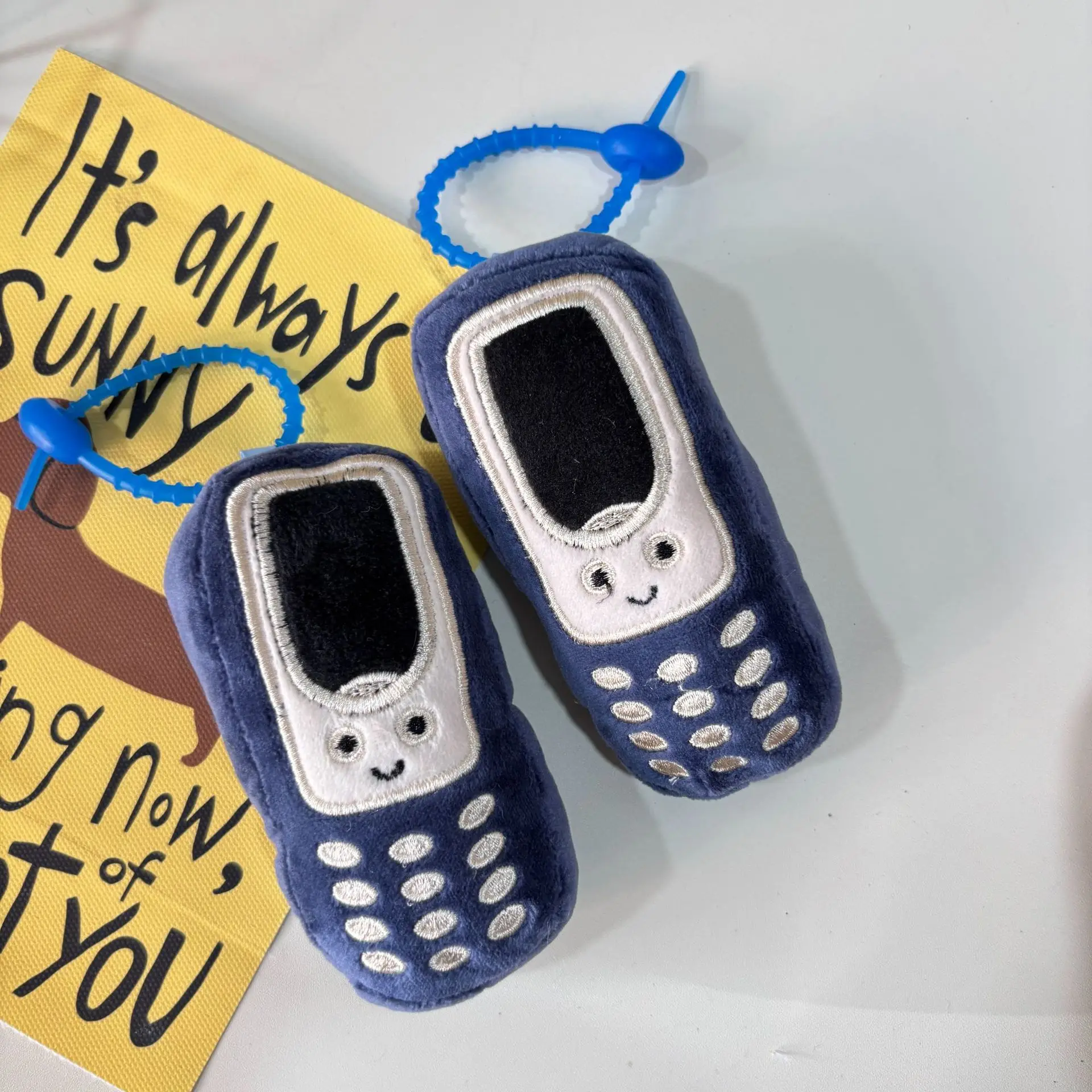 Cartoon Simulation Retro Button Mobile Phone Plush Toy Bag Decor Pendant Keychain Kids Gift Cute Soft Plush Mobile Phone Keyring