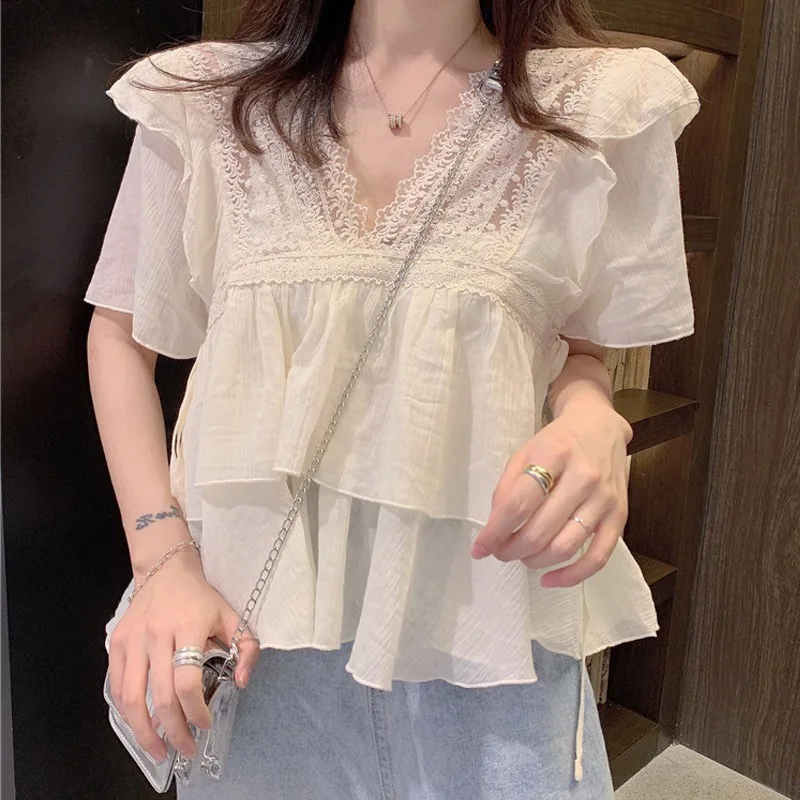 Summer 2026 Loose V-Neck Lace Short Sleeve Doll Shirt Fairylike Georgette Top Women's Fashion Commute Style Pure Color Short ...