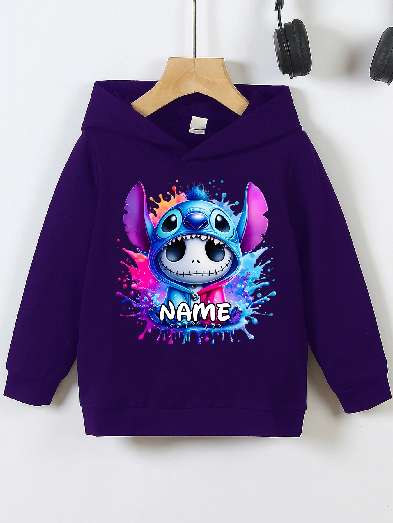 سترة MINISO Trendy Stitch Skeleton Hoodie - تصميم جمجمة عصري من Stitch، قابل للتخصيص مع "الاسم". عناصر ديزني، مثالية للأبد