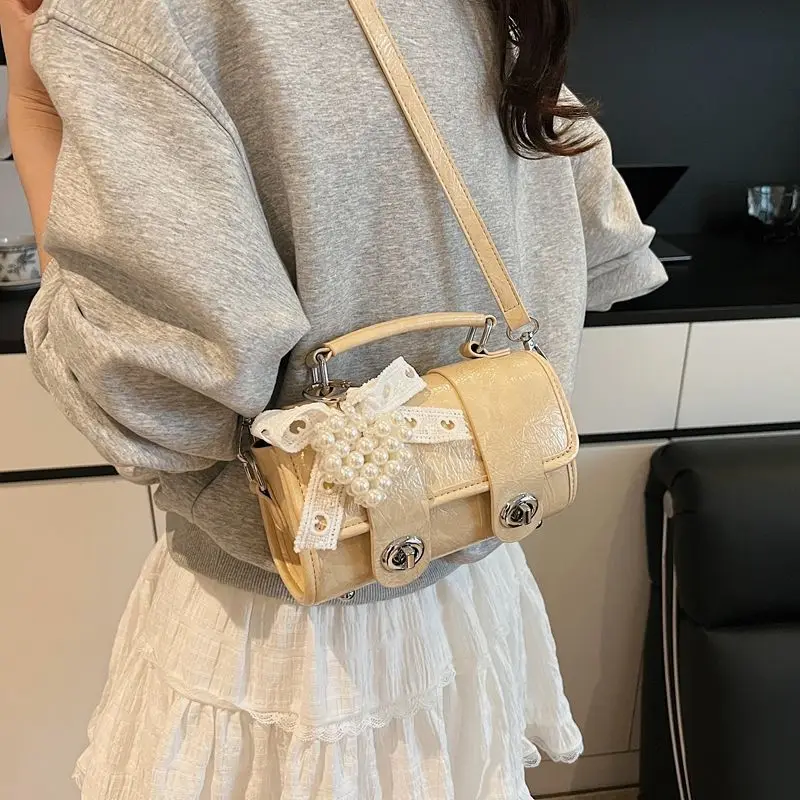 

High Appearance New Single Shoulder Small Square Bag Versatile Temperament Niche Design Western-style Hand-held Crossbody Bag