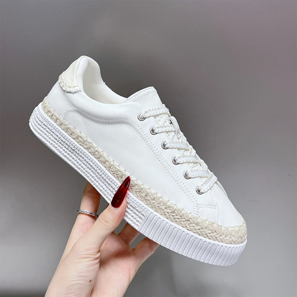 Women's Vulcanize Shoes Design Round Toe Lace Up Sports Casual Women's Sneaker Shoes for Holiday Working Fisherman's Shoe