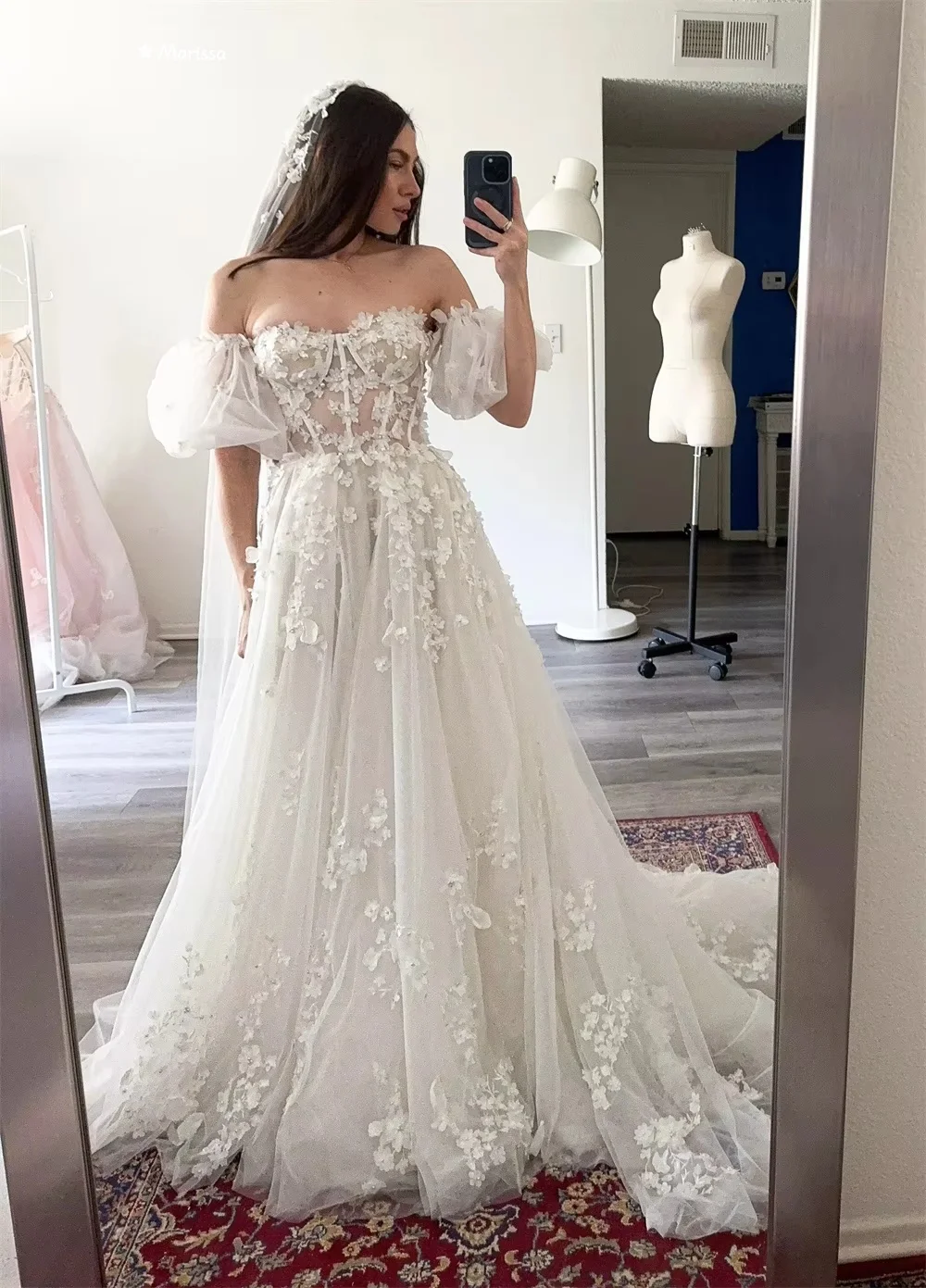 Marissa a 라인 Tulle 우아한 가운 이브닝 가운 3D 작은 꽃 우아한 롱 드레스 맞춤 제작 오프 숄더 탈착식 슬리브