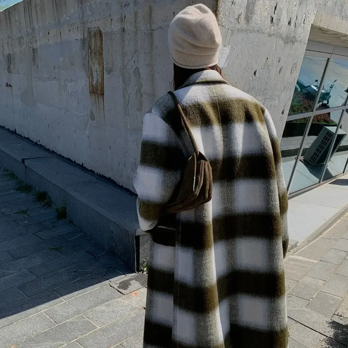 

[No return or exchange] Retro plaid woolen coat for women's winter advanced sense gradual change color double-sided wool coat