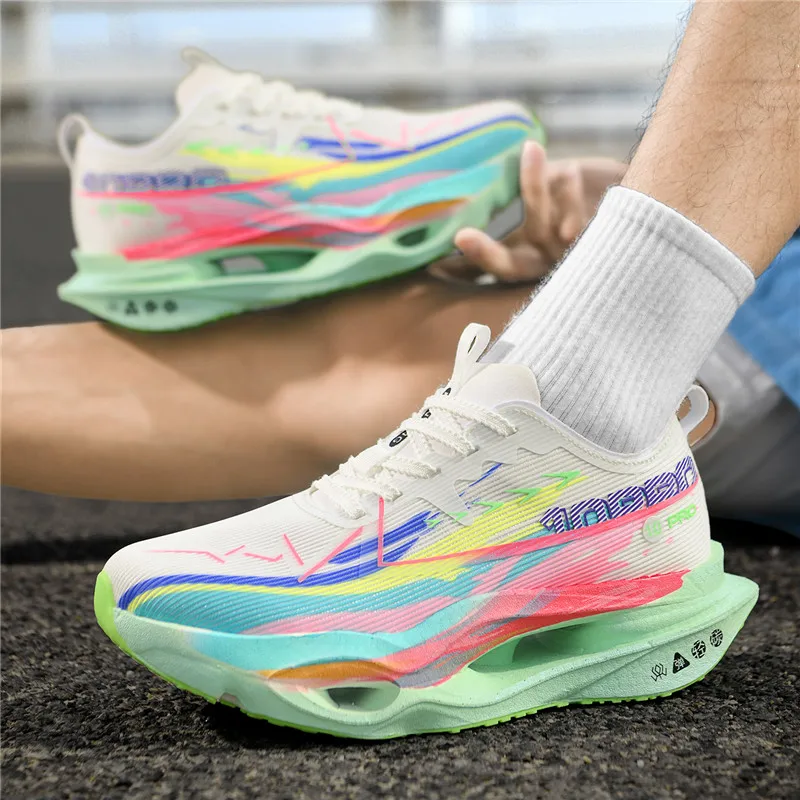 New2026 Men flick Running Shoes Comprehensive Training Mens sneakers Outdoor Comfy Breathable lining Hollow sole Tennis shoes