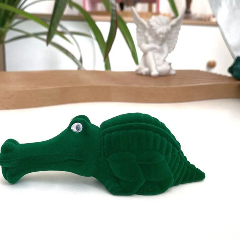

Alligator Jewelry Organizer Box Unique Chic Design Safe Material Ample Storage Space for Jewelry Home Bedroom Living Room