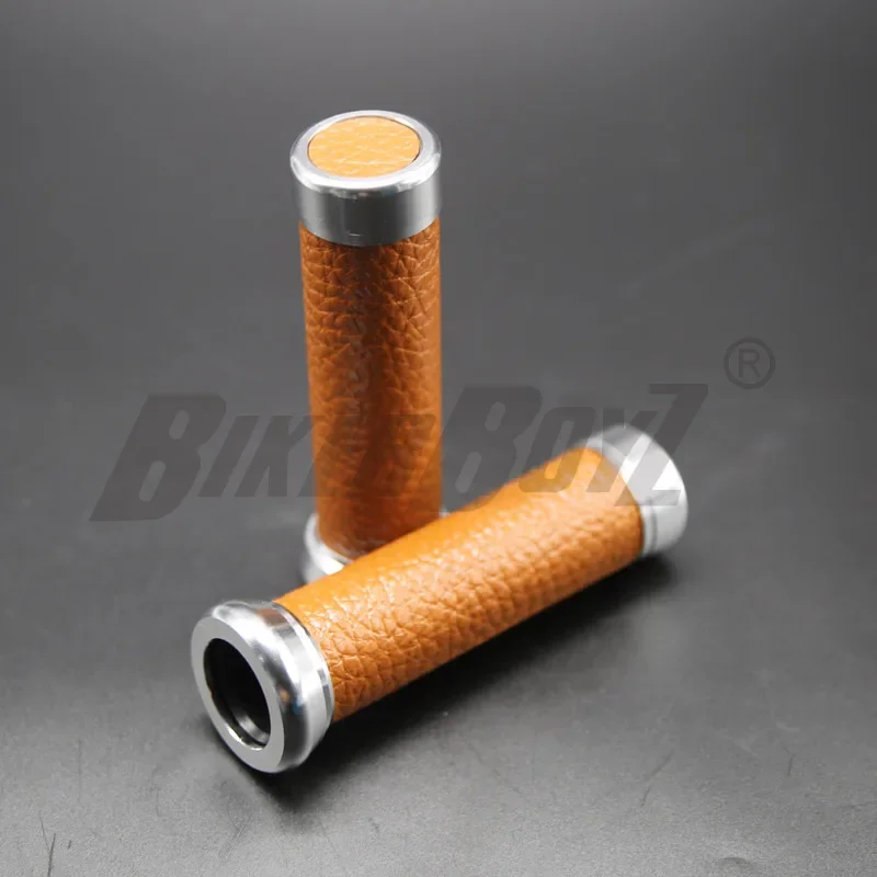 2PC Vintage Motorcycle Handle Grips Universal Aluminum Leather 22MM Scooter Handlebar For Suzuki Triumph BMW Harley Davidson