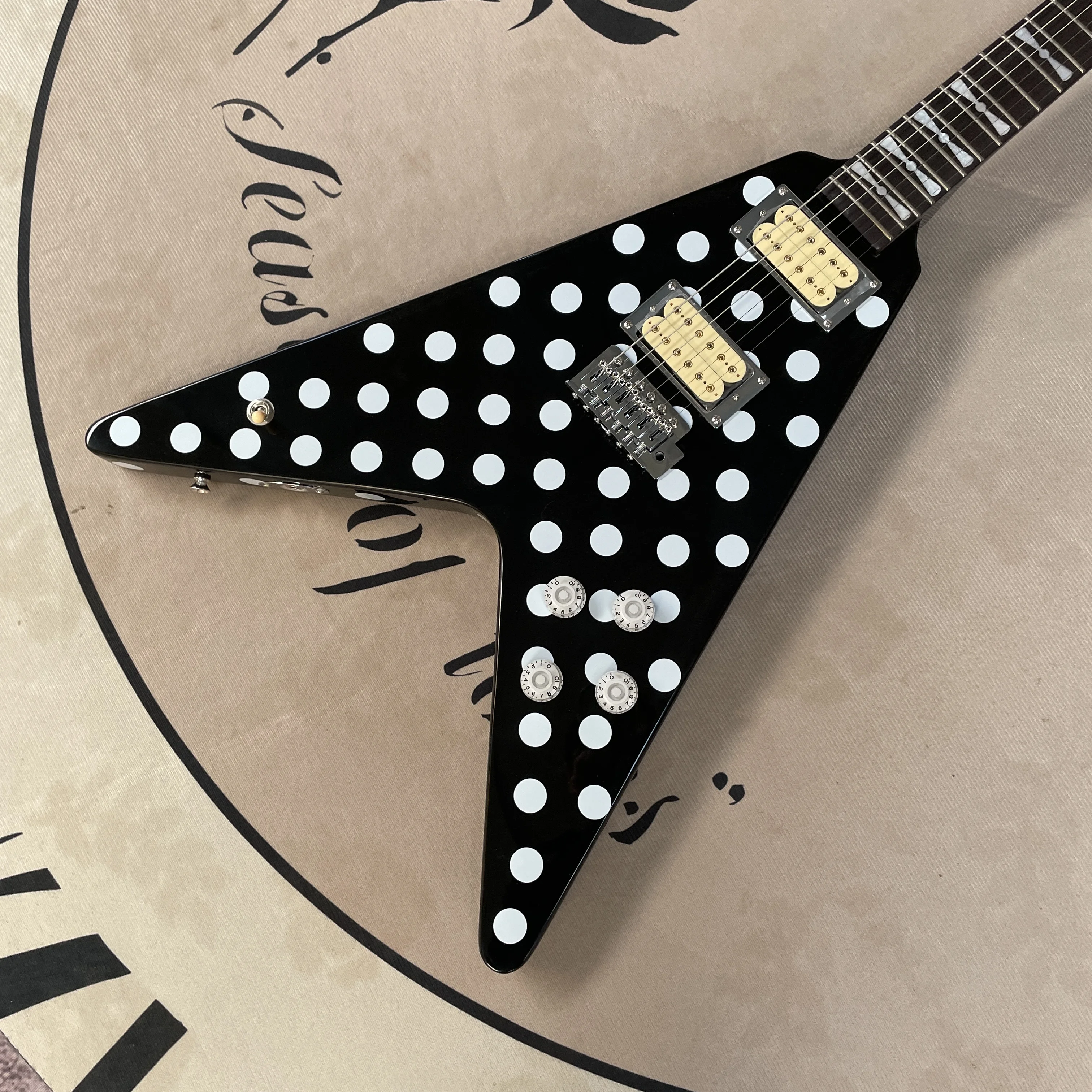 Thumbnail 2 - #2 Cheapest Guitars Deals You Can Get