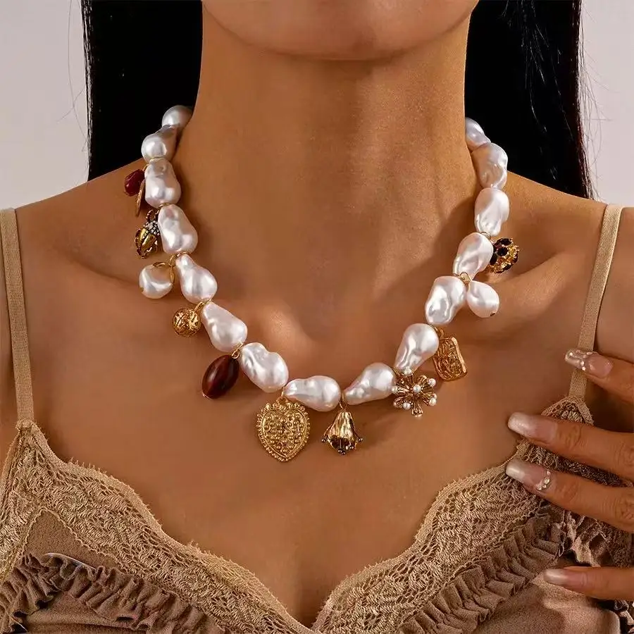 

ZAA Baroque Fashion Imitation Pearl Heart Geometric Pendant Necklace