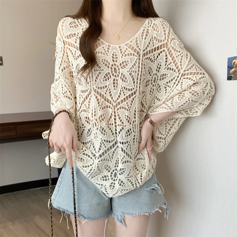 Crochet Lace Top Women Sheer Open-knit Flower Embroidered Hollow-out Mesh Tops Loose Lace Blouse Summer Beach Vacation Boho