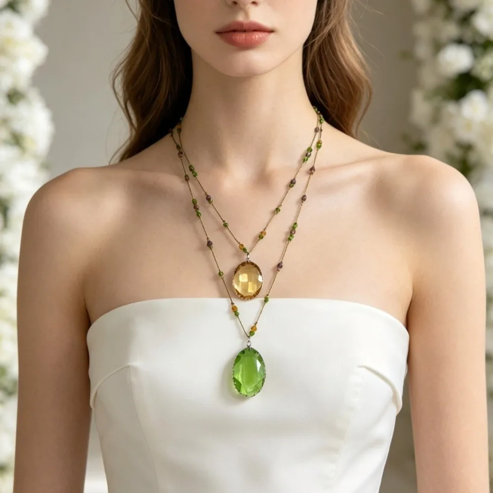 Fashion Big Oval Shape Long Pendant Necklace Creative Green Champagne Color Crystal Pendant Gift Crystal Sweater Chain For Women