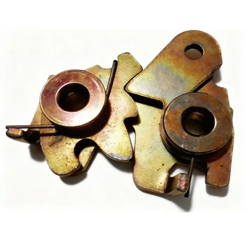 

SJ313654 Детали трактора с защелкой капота двигателя для John Deere 354 324 484